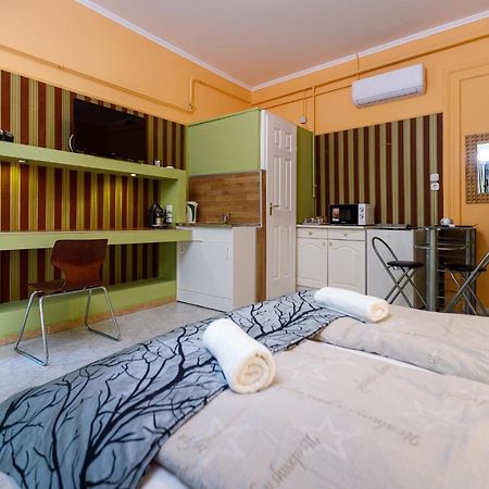 Central Apartman ยูลา ภายนอก รูปภาพ